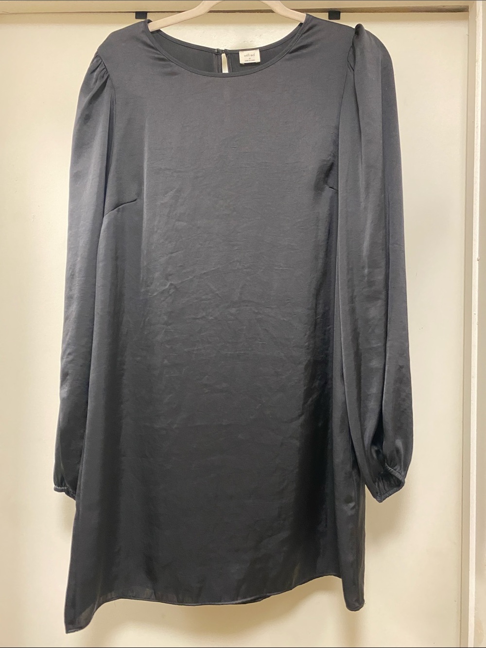Wilfred Satin-Look Long Sleeve Midi Dress - Charcoal
